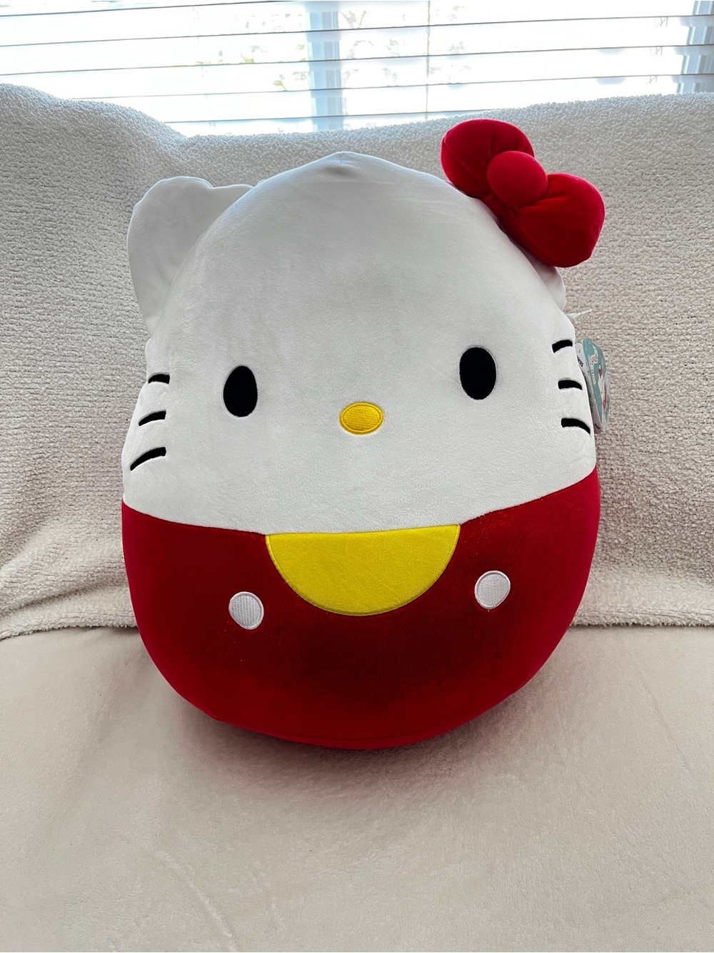 Squishmallows Hello Kitty 18” Age 3+ Stuffed Animal White Red Sparkly